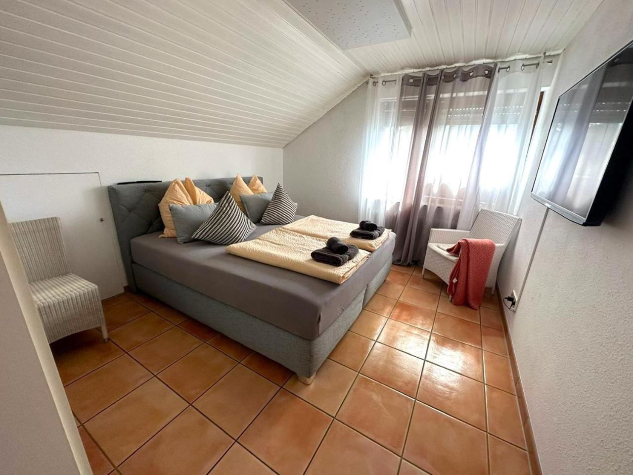 Ferienwohnung Mit Seeblick Und Dachterrasse In Ueberlingen Екстериор снимка